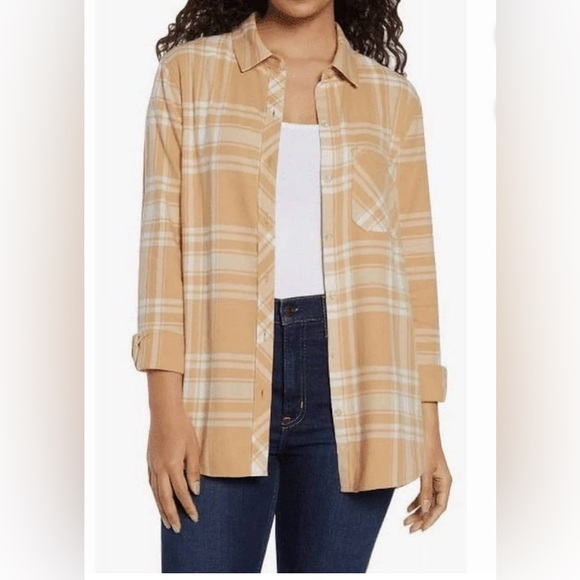 GAP Tops - GAP Beige Checkered Flannel Shirt NWT